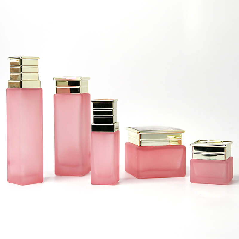 Pink cosmetic bottle set (4)