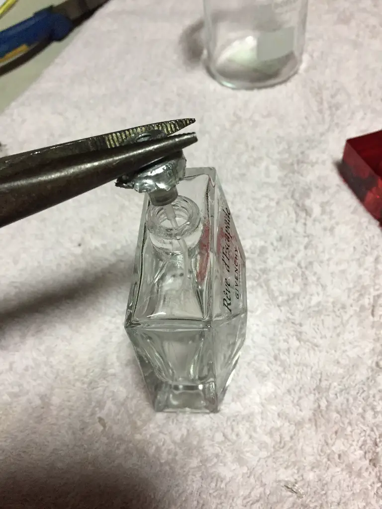 how to get perfume out of bottle